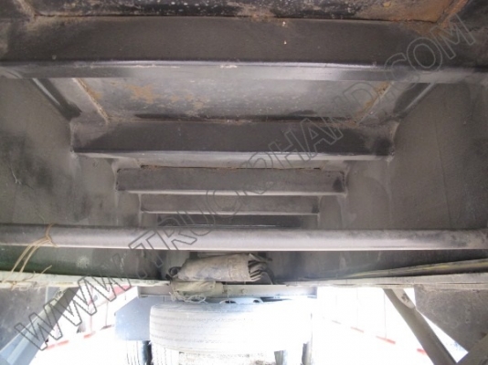 หางพ่วงเทเลอร์คอกสูง 3 เพลา บริษัทสามมิตร ปี46