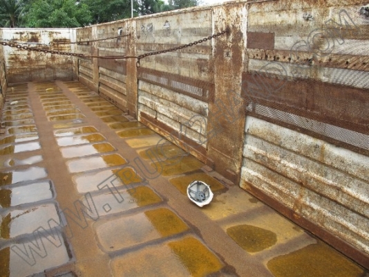 หางพ่วงเทเลอร์คอกสูง 3 เพลา ของ บ.นนทบุรี ปี46