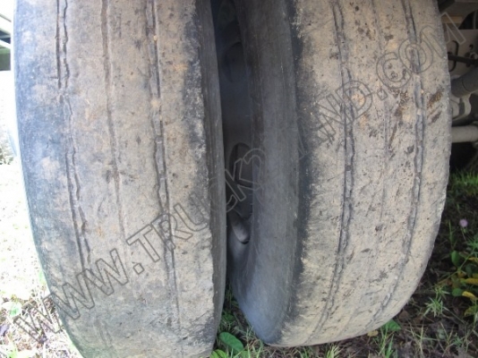 หางพ่วงเทเลอร์คอกสูง 3 เพลา ของ บ.นนทบุรี ปี46