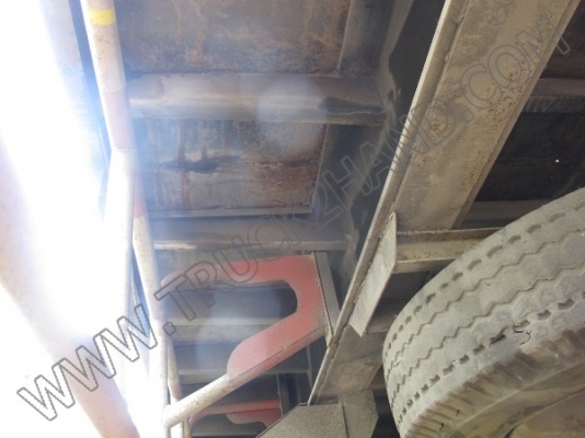 หางพ่วงเทเลอร์คอกสูง 3 เพลา ของ บ.นนทบุรี ปี46