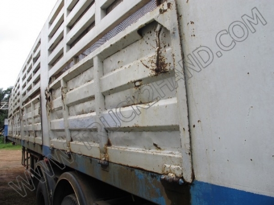 หางพ่วงเทเลอร์คอกสูง 3 เพลา ของ บ.นนทบุรี ปี46