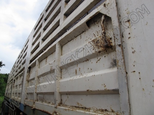 หางพ่วงเทเลอร์คอกสูง 3 เพลา ของ บ.นนทบุรี ปี46