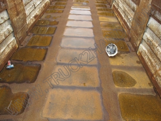 หางพ่วงเทเลอร์คอกสูง 3 เพลา ของ บ.นนทบุรี ปี46