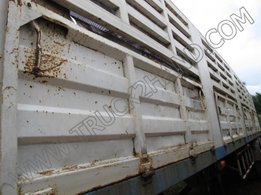 หางพ่วงเทเลอร์คอกสูง 3 เพลา ของ บ.นนทบุรี ปี46