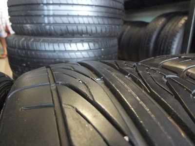 ยาง Dunlop 195/50/15 ปี 12