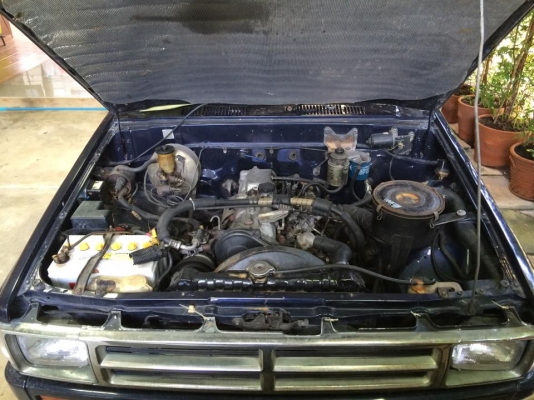 ลดเหลือ 75000 ขาย โต้โยต้า ไฮลักฮีโร่ 2Y. เครื่อง 2400cc. ดีเซล รถปี1993 ทะเบียนเต็มภาษี พรบ ครบ