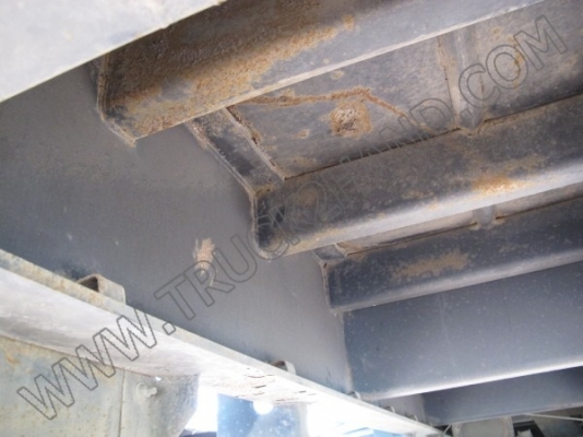 หางพ่วงเทเลอร์คอกสูง 3 เพลา บริษัทสามมิตร ปี46