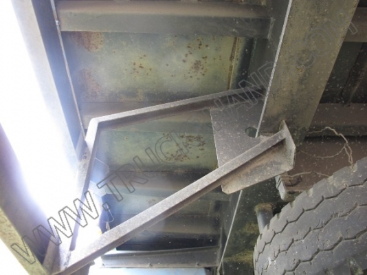 หางพ่วงเทเลอร์คอกสูง 3 เพลา บริษัทสามมิตร ปี46