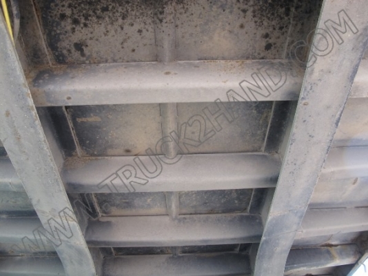 หางพ่วงเทเลอร์คอกสูง 3 เพลา บริษัทสามมิตร ปี46