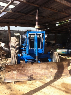 รถไถฟอร์ด มือสองพร้อมใช้งาน