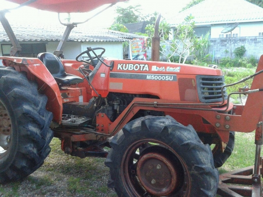 ขายรถไถ KUBOTA  M5000 พร้อมดันหน้า  ทะเบียนพร้อมโอน