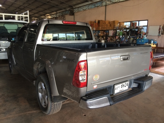 ขายรถกะบะ 4 ประตู อีซูซุ ดีแมกซ์ ไฮเลนเดอร์ เครื่องยนต์ 3000  ปี 2007