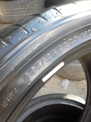 295/35R20 BRIDGESTONE POTENZA มี 2 เส้น TEL.081-427-3941 295/35R20 BRIDGESTONE POTENZA มี 2 เส้น TEL.081-427-3941