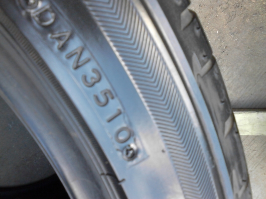 295/35R20 BRIDGESTONE POTENZA มี 2 เส้น TEL.081-427-3941 295/35R20 BRIDGESTONE POTENZA มี 2 เส้น TEL.081-427-3941