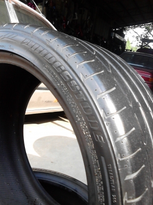 295/35R20 BRIDGESTONE POTENZA มี 2 เส้น TEL.081-427-3941 295/35R20 BRIDGESTONE POTENZA มี 2 เส้น TEL.081-427-3941