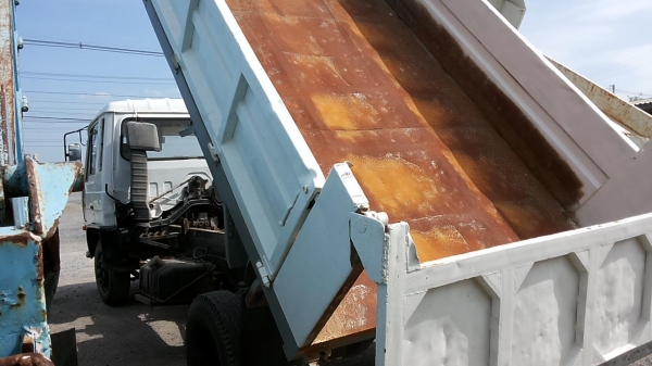 ***ขายแล้วครับขอบคุณ Truck2hand ขาย6ล้อดั้ม NISSAN CMA81F FD6 160HP เครื่องเดิมเกียร์เดิม เครื่องแรง แน่นดี แห้งดีไม่มีเยิ้ม เกียร์ดีไม่หลุด ช่วงล่างใหญ่ Fหน้า-หลัง คัสซีสวยเดิม ไม่ปะไม่ดาม ไม่มีบวม สวยทั้งเส้น กระบะดั้มเหล็ก5ตันยิงหน้า ยาว 3.80ม.สภาพสวยพ