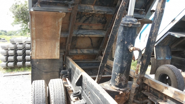 ***ขายแล้วครับขอบคุณ Truck2hand ขาย6ล้อดั้ม NISSAN CMA81F FD6 160HP เครื่องเดิมเกียร์เดิม เครื่องแรง แน่นดี แห้งดีไม่มีเยิ้ม เกียร์ดีไม่หลุด ช่วงล่างใหญ่ Fหน้า-หลัง คัสซีสวยเดิม ไม่ปะไม่ดาม ไม่มีบวม สวยทั้งเส้น กระบะดั้มเหล็ก5ตันยิงหน้า ยาว 3.80ม.สภาพสวยพ