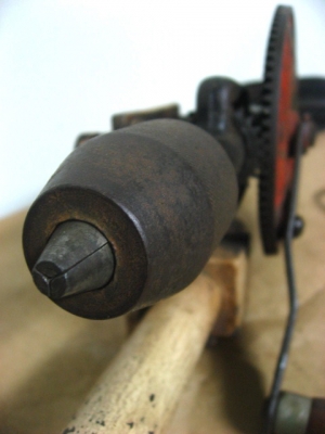 +++ สว่านมืองานเก่า พร้อมแท่น goodell pratt company +++