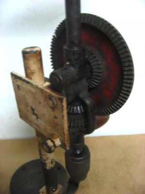 +++ สว่านมืองานเก่า พร้อมแท่น goodell pratt company +++