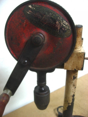 +++ สว่านมืองานเก่า พร้อมแท่น goodell pratt company +++