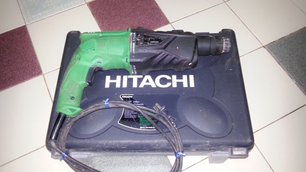 ขายสว่านโรตารี่กระแทกเจาะปูนยี่ห้อHITACHIสภาพดีพร้อมกล่องพร้อมใช้งานครับ ขายสว่านโรตารี่กระแทกเจาะปูนยี่ห้อHITACHIสภาพดีพร้อมกล่องพร้อมใช้งานครับ