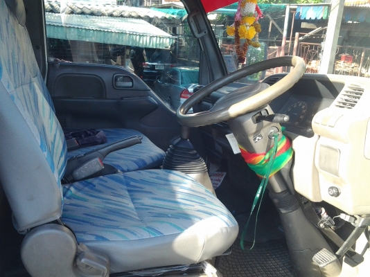 ISUZU NHR เครื่อง4JG2 ป้ายเล็กไม่ติดเวลา สภาพสวยๆ