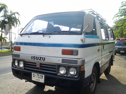 รถตู้ ISUZU  BUSDE ตัวเก่า เพลาลอย หน้าแหนบ หลังแหนบ
