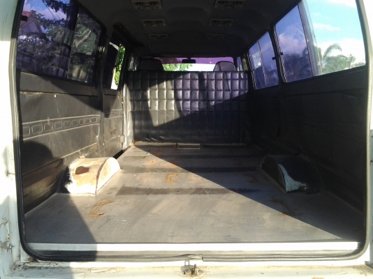 รถตู้ ISUZU  BUSDE ตัวเก่า เพลาลอย หน้าแหนบ หลังแหนบ