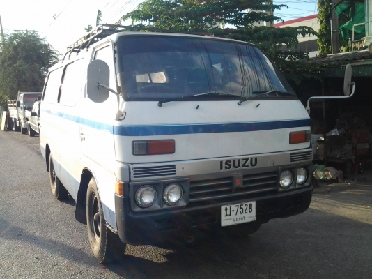 รถตู้ ISUZU  BUSDE ตัวเก่า เพลาลอย หน้าแหนบ หลังแหนบ
