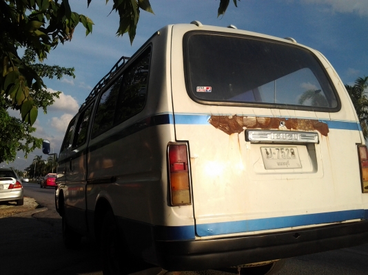 รถตู้ ISUZU  BUSDE ตัวเก่า เพลาลอย หน้าแหนบ หลังแหนบ