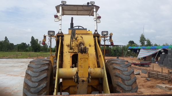 ขายรถตัก KOMATSU 515-2 สวยๆครับ ขายรถตัก KOMATSU 515-2 สวยๆครับ