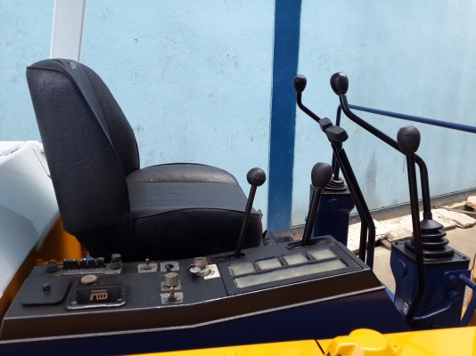 ขาย รถขุด KOMATSU รุ่น PC20-5- แทร็กเหล็ก มือสองญี่ปุ่น ขาย รถขุด KOMATSU รุ่น PC20-5- แทร็กเหล็ก มือสองญี่ปุ่น