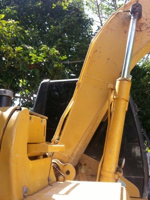 รถแบคโฮ  CAT  312C  ( รถทำงาน  12,xxx ซม. )   สนใจติดต่อ  081 - 6079515