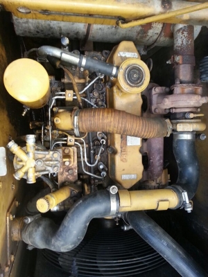 รถแบคโฮ  CAT  312C  ( รถทำงาน  12,xxx ซม. )   สนใจติดต่อ  081 - 6079515