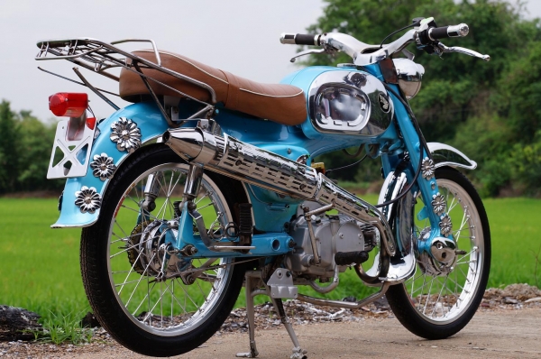 ขาย HONDA C 200 เครื่อง WAVE Z พร้อมทะเบียน เล่มโครง เล่มเครื่อง เลขตรง สภาพตามรูป สวย กริป เครื่องเดิมดีมาก ขับแน่นดี พร้อมใช้ครับ ขาย HONDA C 200 เครื่อง WAVE Z พร้อมทะเบียน เล่มโครง เล่มเครื่อง เลขตรง สภาพตามรูป สวย กริป เครื่องเดิมดีมาก ขับแน่นดี พร้อมใช้ครับ