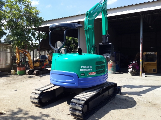 รถขุด KOMATSU รุ่น PC40FR แทร็กเหล็ก ท้ายกลม มิอสองญี่ปุ่น รถขุด KOMATSU รุ่น PC40FR แทร็กเหล็ก ท้ายกลม มิอสองญี่ปุ่น