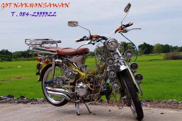 ขาย หรือ แลก ถังหน้า HONDA CM 90 แต่ง สวยสวย สภาพประกวด เครื่องดรีม ทู สตาทร์มือ เครื่องเงียบดีมาก ๆ รับประกันได้เลยครับ ระบบไฟ ติดครบ ทุกจุด อะไหล่แต่ง ชุบทั้งคัน สภาพแน่น ตามรูป เลยครับ รูปปัจจุบันนะครับ ( ย้ำว่ารูป ปัจจุบัน ) รถสวยมาก จริง ๆ เอกสารสำเน