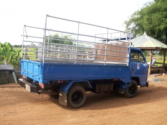 รถ 6  ล้อ nkr 100  แรงม้า เพาเวอร์  พร้อมใช้งาน หรือรับแลกเปลี่ยนรถทุกชนิดครับ ส่วนต่างค่อยคุยกัน