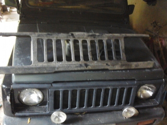 กระจังหน้าsuzuki jimny เดิม ๆ ทรงตั้ง แบบเหล็ก กระจังหน้าsuzuki jimny เดิม ๆ ทรงตั้ง แบบเหล็ก