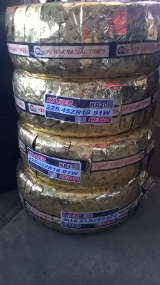 ยางใหม่ขอบ 225 45 18 เส้นละ3000