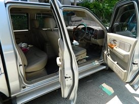 02 นิสสันฟร้อนเทียร์ 4ประตู มือเดียว บางทั้งคัน ขายถูก