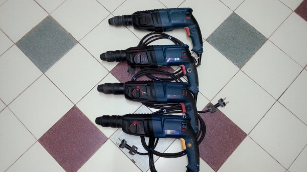 ขายสว่านโรตารี่กระแทกเจาะปูน3ระบบรุ่นใหญ่สุดสภาพดีมากๆทุกตัว