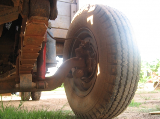 HINO  FF  เครื่อง EH 700 /  168 แรง  415,000 บาท