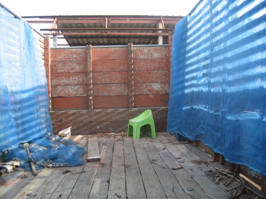 HINO  FF  เครื่อง EH 700 /  168 แรง  415,000 บาท