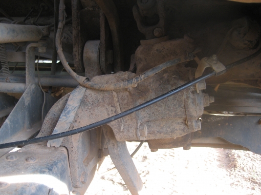 HINO  FF  เครื่อง EH 700 /  168 แรง  415,000 บาท