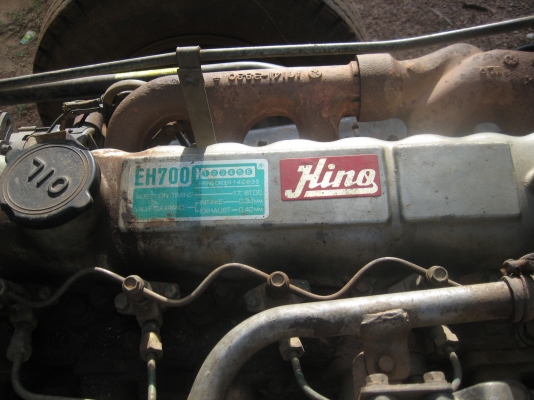 HINO  FF  เครื่อง EH 700 /  168 แรง  415,000 บาท