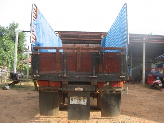 HINO  FF  เครื่อง EH 700 /  168 แรง  415,000 บาท