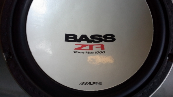 ดอก Sub Alpine ขนาด 12 นิ้ว 1000W Made in Japan ดอก Sub Alpine ขนาด 12 นิ้ว 1000W Made in Japan