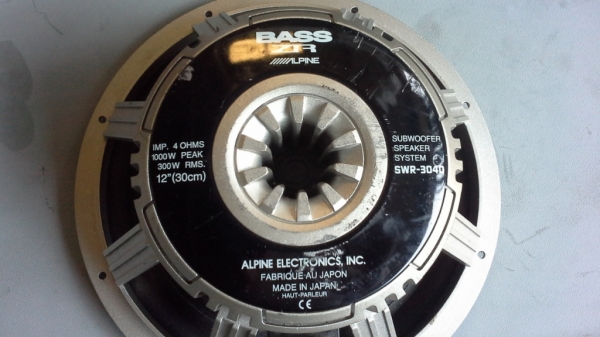 ดอก Sub Alpine ขนาด 12 นิ้ว 1000W Made in Japan ดอก Sub Alpine ขนาด 12 นิ้ว 1000W Made in Japan