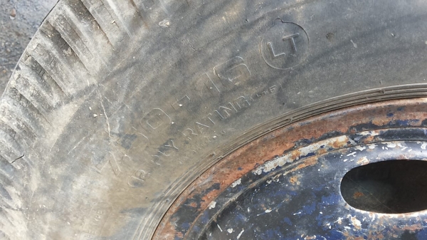 **390,000 บ.ต่อรอง**ขาย6ล้อดั้มดิน5คิว ISUZU NKR 110 NKR58LU5M 4BE1 110HP ห้างแท้เกียร์สั้น ปี40 เครื่องเดิมเกียร์เดิม 4BE1-110แรงฝาดำ เครื่องแน่น แห้งดี แรงดีไม่เยิ้ม เกียร์สั้น เข้าง่ายไม่หลุด ไม่หอน ช่วงล่าง คานหน้าเดิม เฟืองท้ายใหญ่ เสี่ยสั่งลุย คัสซี